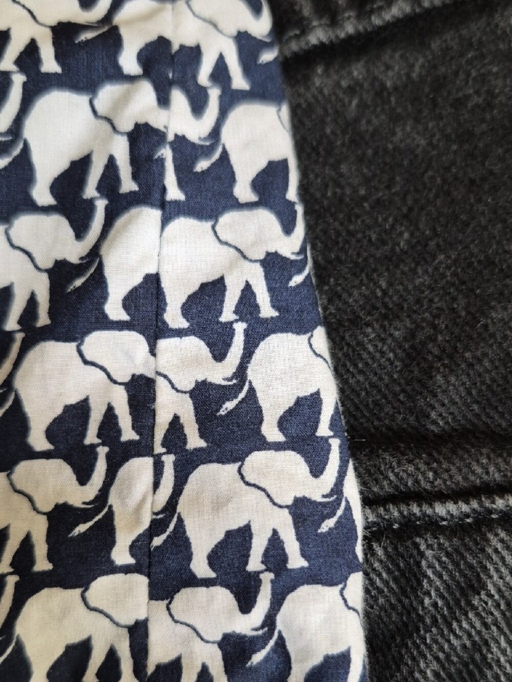 Charter Club Navy and White Elephant-Print Button Down Blouse Cotton Size 16 - Picture 11 of 13